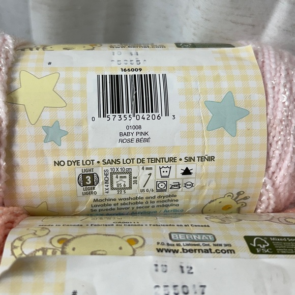 Bernat yarn 4 different colors. - Picture 6 of 8